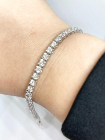 tennis bracelet.jpg at kim's jewelers