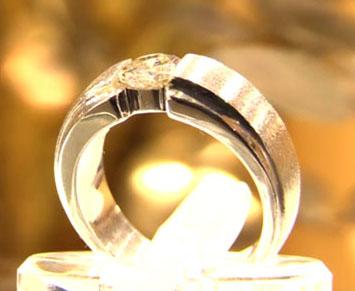 Gold and diamond rings - perfect for engagements, weddings, and special occasions from Kim's Jewelers