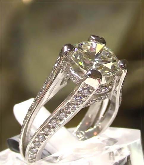 Engagement rings - stunning designs to symbolize your love from Kim's Jewelers